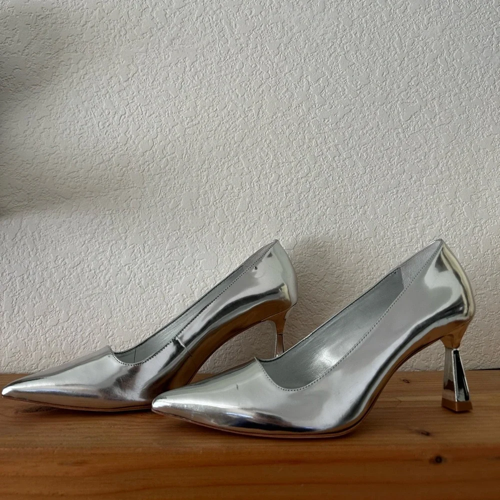 Reformation Milano Pumps In Silver Size 8 - Picture 5 of 11